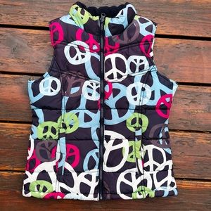 OLD NAVY PEACE SIGN PUFFER VEST SIZE  BIG GIRLS XL